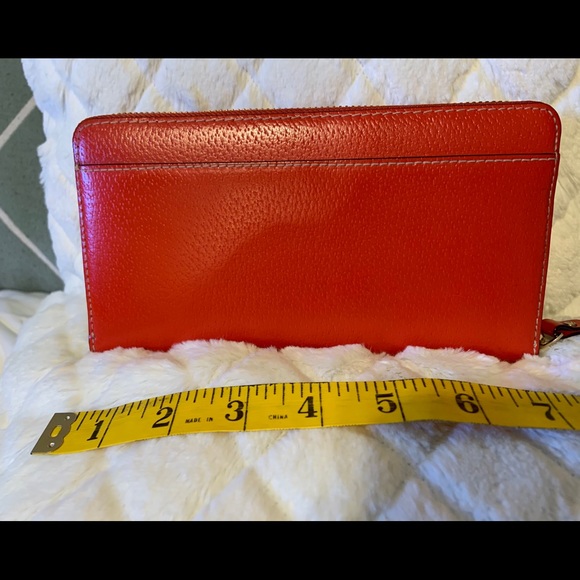 Kate Spade Wallet - Picture 2 of 7